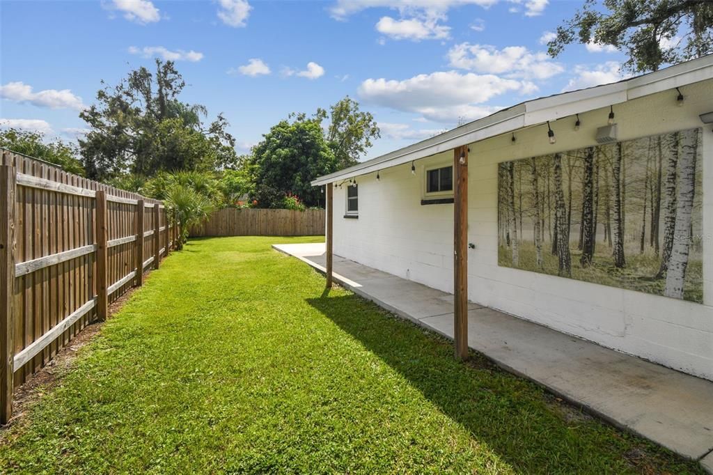 Под контрактом: $305,000 (3 спален, 2 ванн, 912 Квадратных фут)