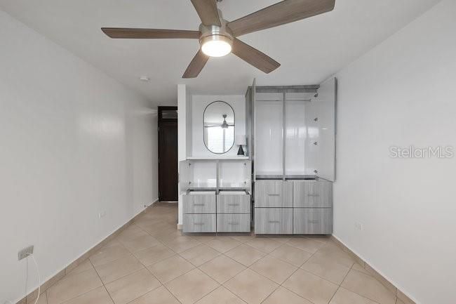 На продажу: $525,000 (2 спален, 2 ванн, 969 Квадратных фут)