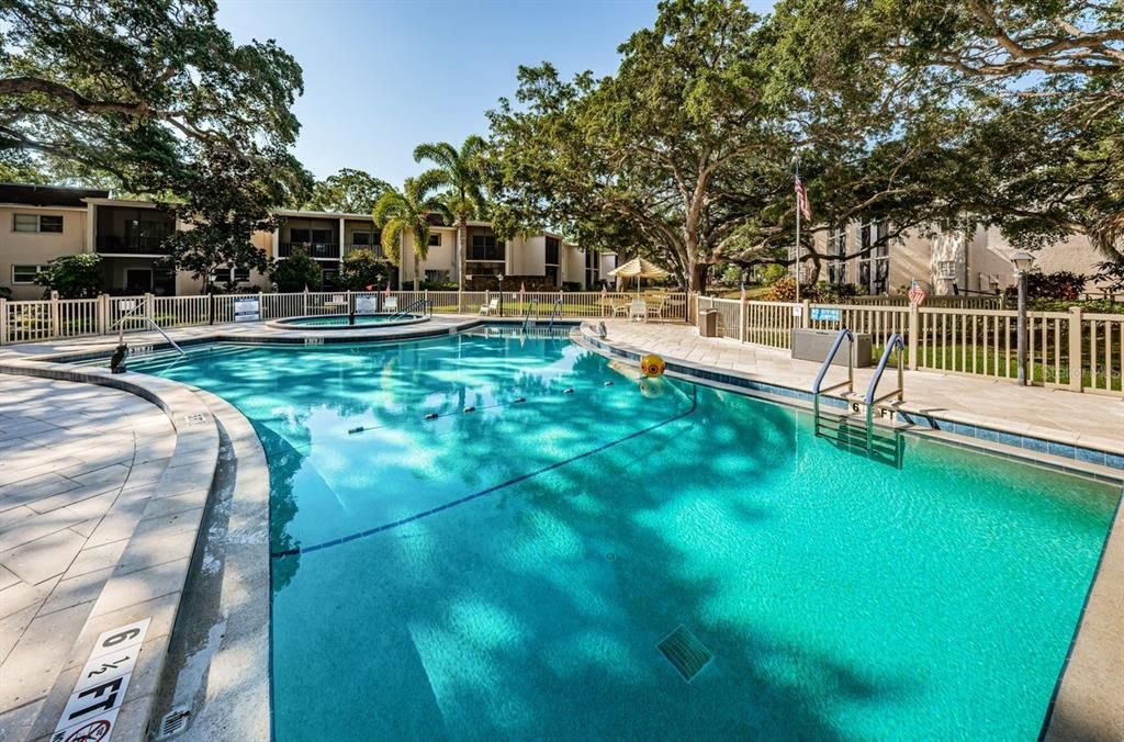 For Sale: $95,000 (1 beds, 1 baths, 817 Square Feet)