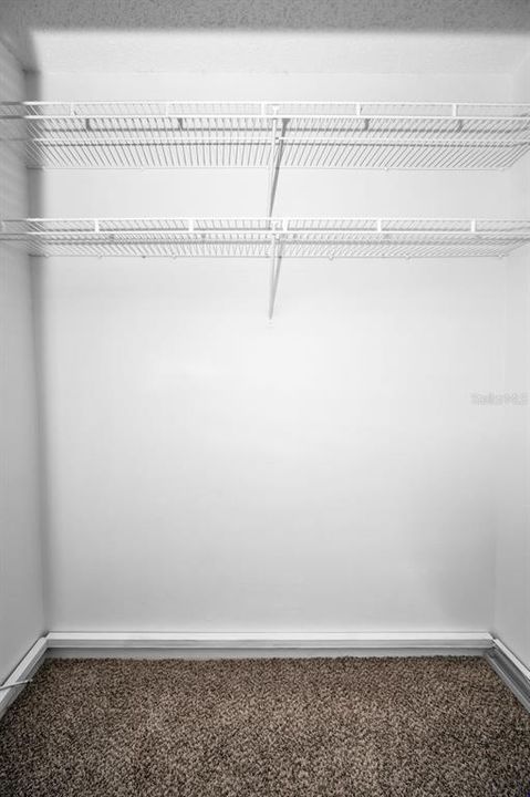 For Sale: $95,000 (1 beds, 1 baths, 817 Square Feet)