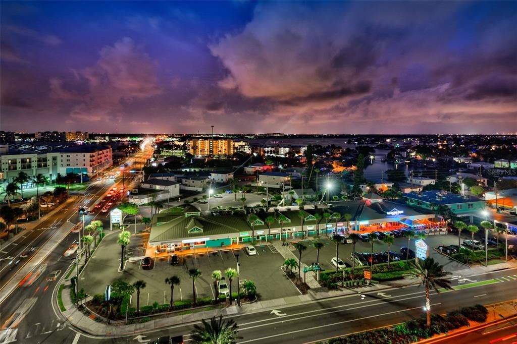 待售: $1,295,000 (2 贝兹, 2 浴室, 1225 平方英尺)