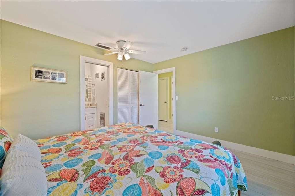 En Venta: $114,900 (1 camas, 1 baños, 700 Pies cuadrados)