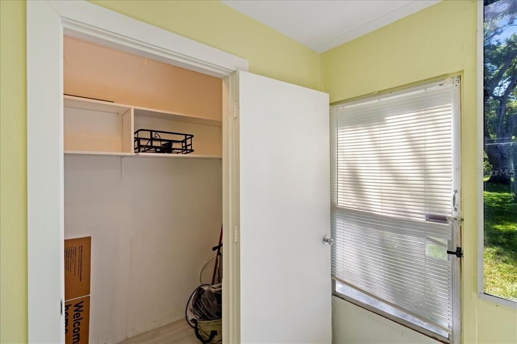 En Venta: $114,900 (1 camas, 1 baños, 700 Pies cuadrados)