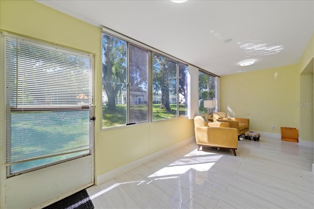 En Venta: $114,900 (1 camas, 1 baños, 700 Pies cuadrados)