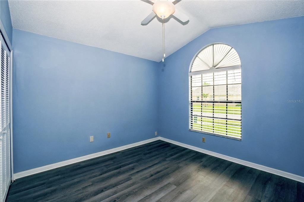 Active With Contract: $2,300 (3 beds, 2 baths, 1546 Square Feet)