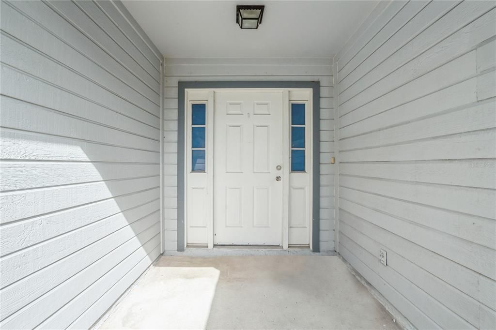 Active With Contract: $2,300 (3 beds, 2 baths, 1546 Square Feet)