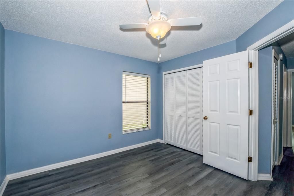 Active With Contract: $2,300 (3 beds, 2 baths, 1546 Square Feet)