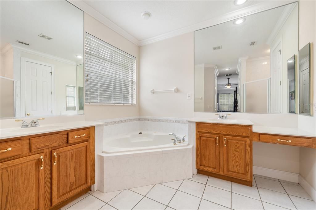 For Sale: $1,200,000 (4 beds, 3 baths, 2658 Square Feet)