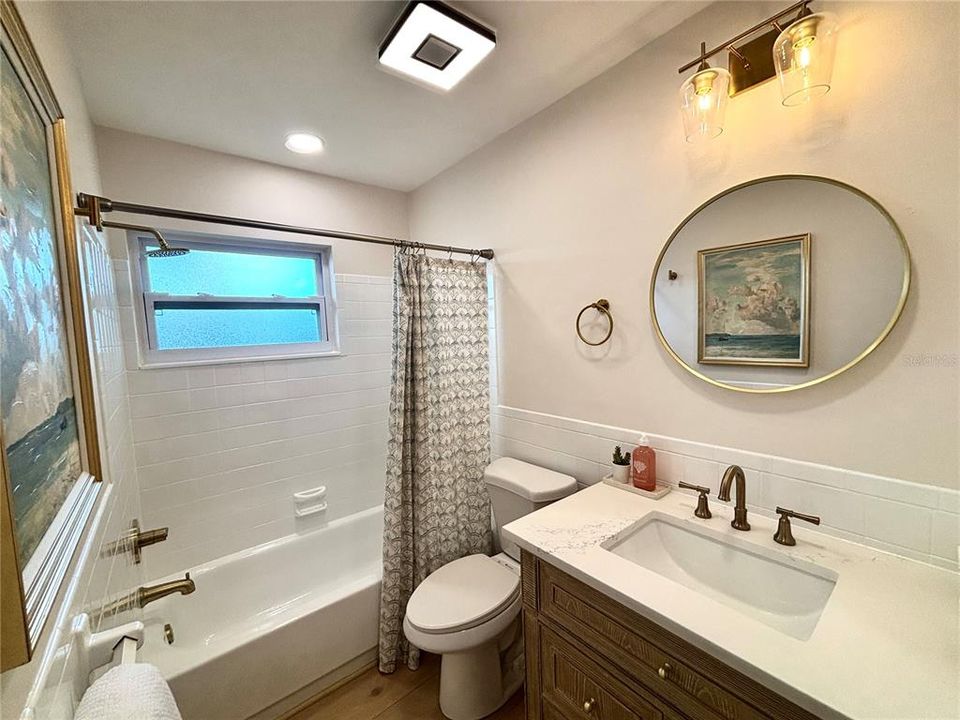 待售: $399,000 (2 贝兹, 2 浴室, 1364 平方英尺)