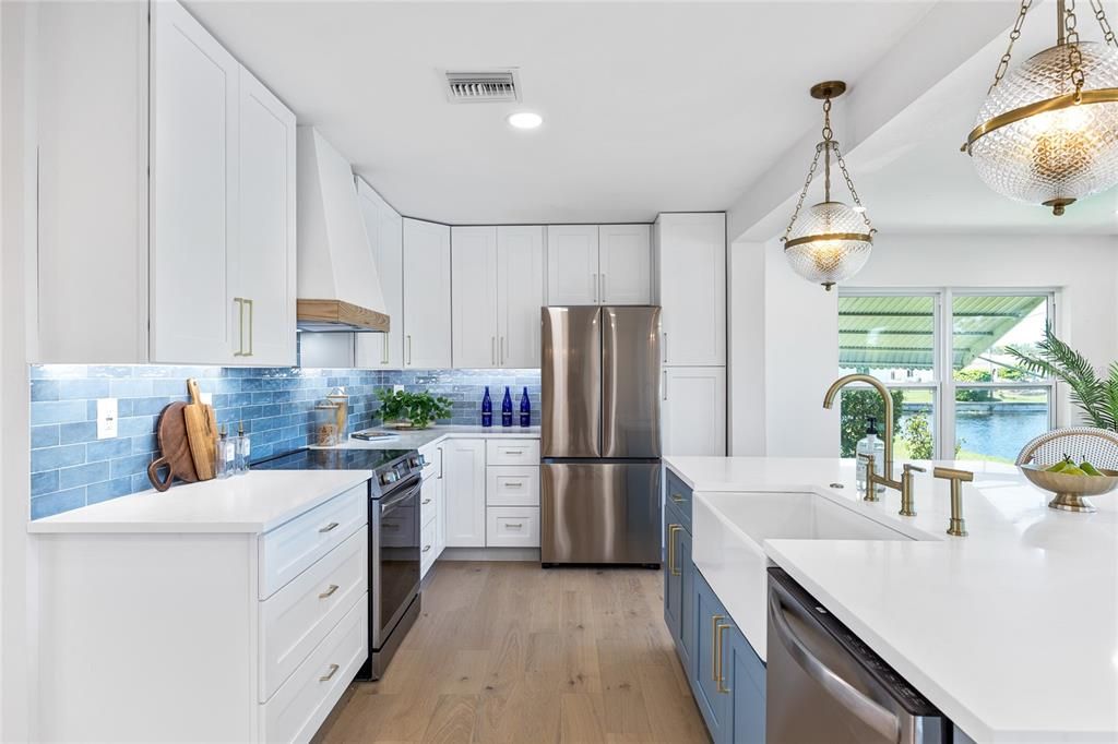 待售: $399,000 (2 贝兹, 2 浴室, 1364 平方英尺)