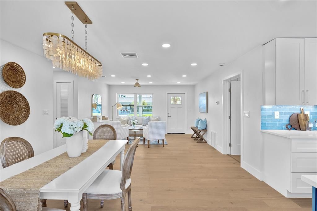 待售: $399,000 (2 贝兹, 2 浴室, 1364 平方英尺)