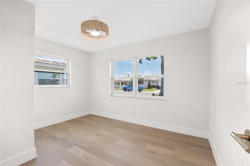 待售: $399,000 (2 贝兹, 2 浴室, 1364 平方英尺)