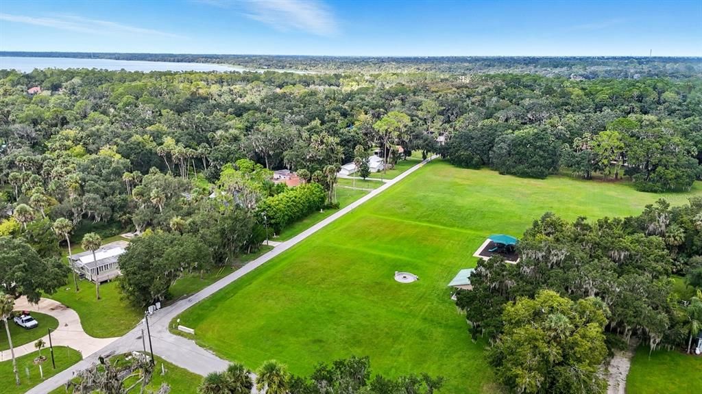 En Venta: $649,900 (4 camas, 3 baños, 3712 Pies cuadrados)