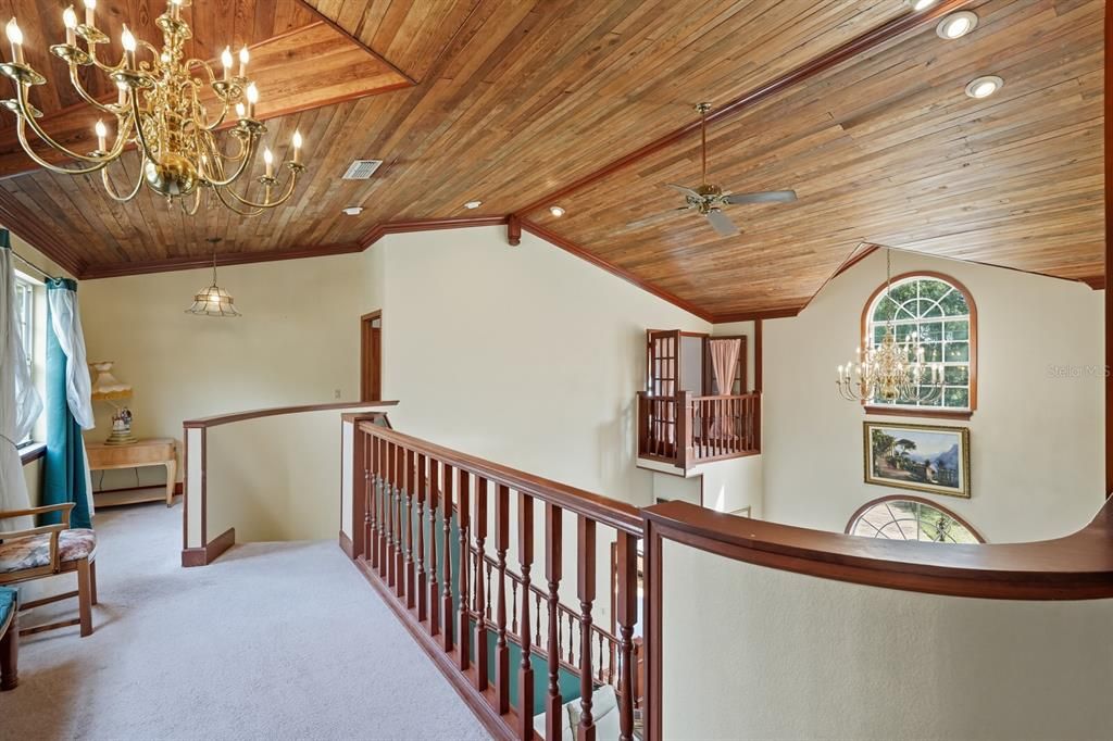 En Venta: $649,900 (4 camas, 3 baños, 3712 Pies cuadrados)