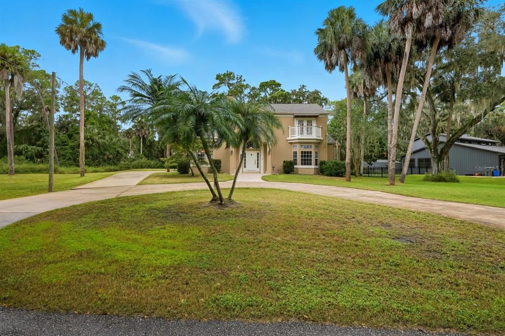 En Venta: $649,900 (4 camas, 3 baños, 3712 Pies cuadrados)