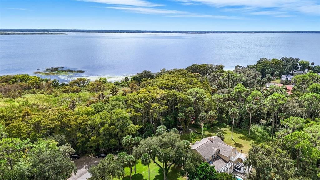 En Venta: $649,900 (4 camas, 3 baños, 3712 Pies cuadrados)