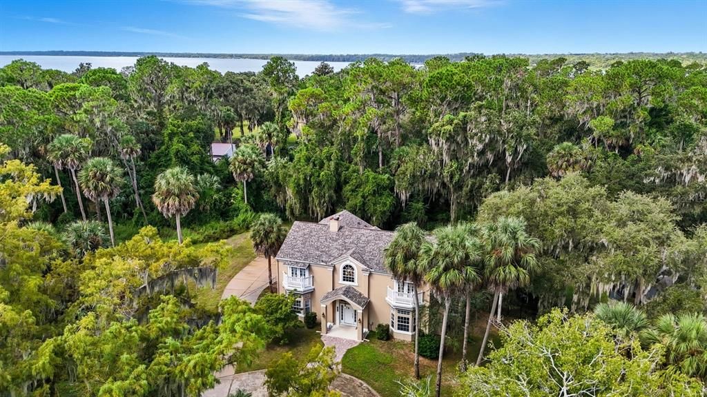 En Venta: $649,900 (4 camas, 3 baños, 3712 Pies cuadrados)