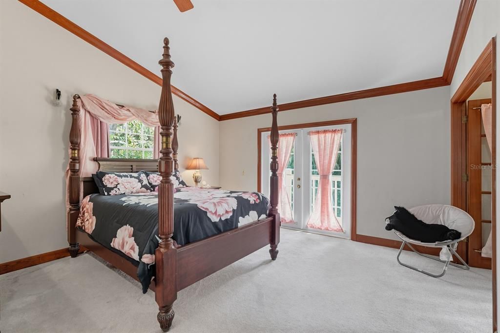 En Venta: $649,900 (4 camas, 3 baños, 3712 Pies cuadrados)