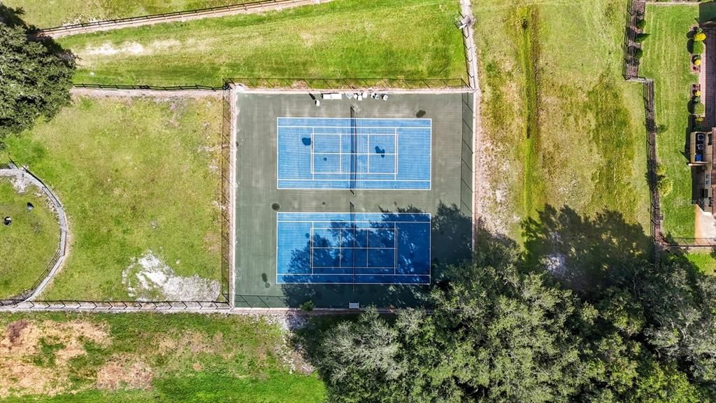 En Venta: $649,900 (4 camas, 3 baños, 3712 Pies cuadrados)