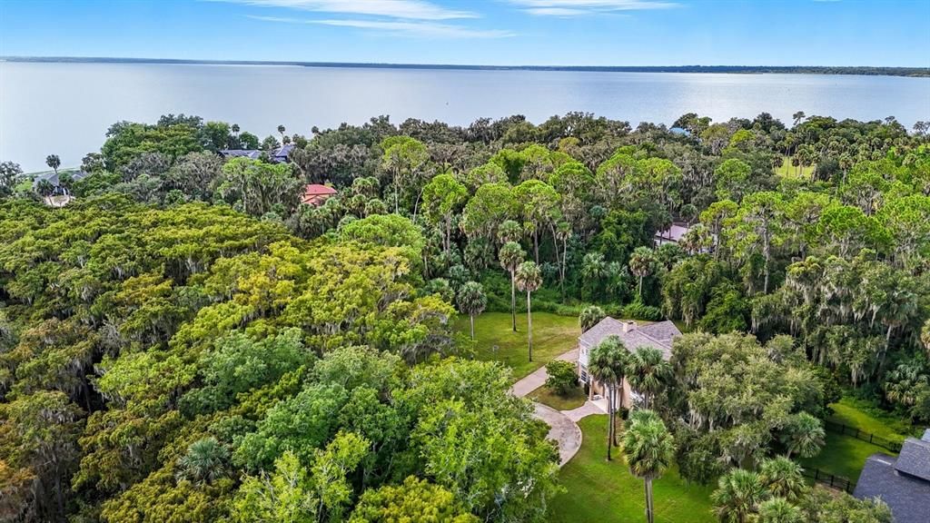 En Venta: $649,900 (4 camas, 3 baños, 3712 Pies cuadrados)