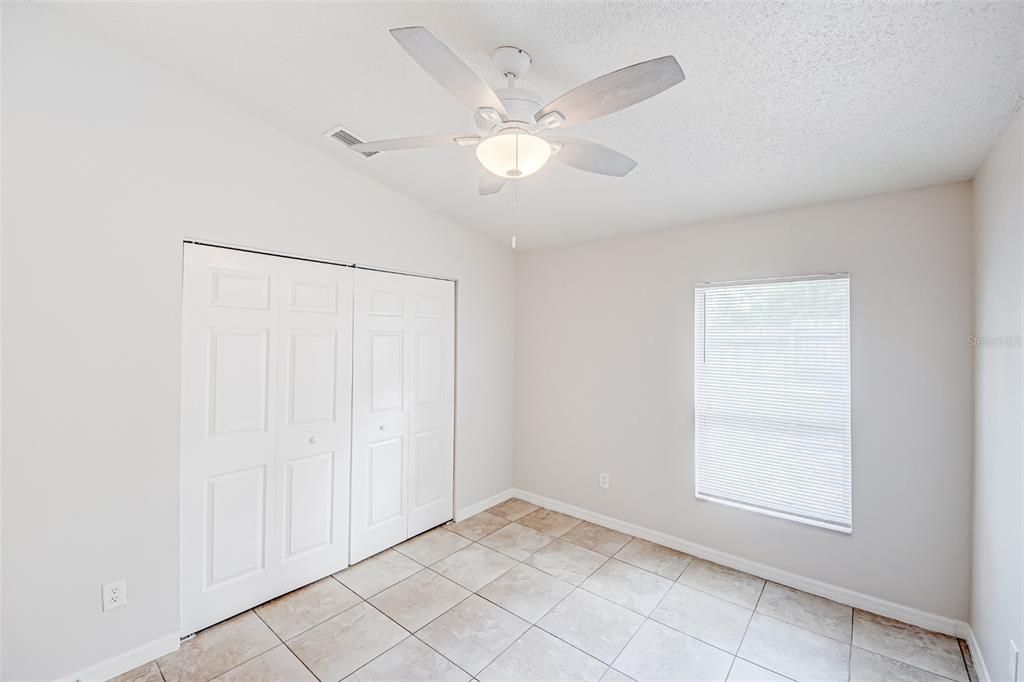 For Sale: $212,500 (3 beds, 2 baths, 1298 Square Feet)