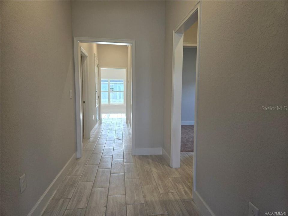 For Sale: $291,250 (3 beds, 2 baths, 1512 Square Feet)