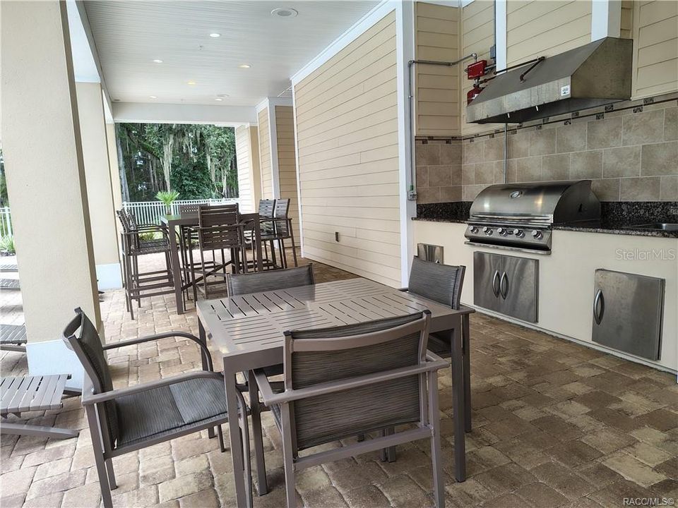 For Sale: $291,250 (3 beds, 2 baths, 1512 Square Feet)