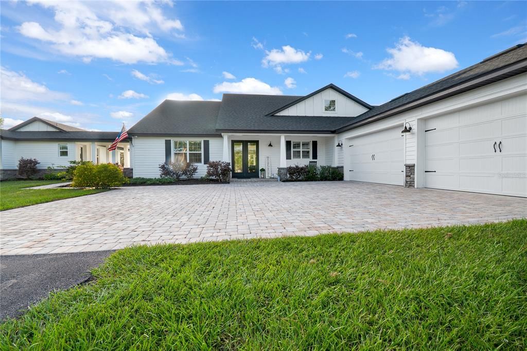 For Sale: $1,300,000 (5 beds, 4 baths, 3645 Square Feet)