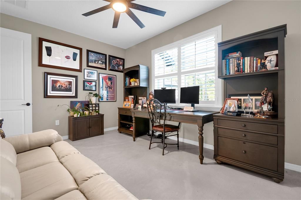 For Sale: $1,300,000 (5 beds, 4 baths, 3645 Square Feet)