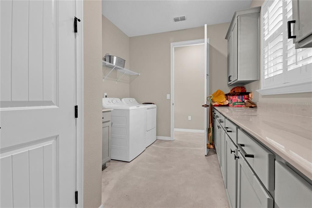 For Sale: $1,300,000 (5 beds, 4 baths, 3645 Square Feet)