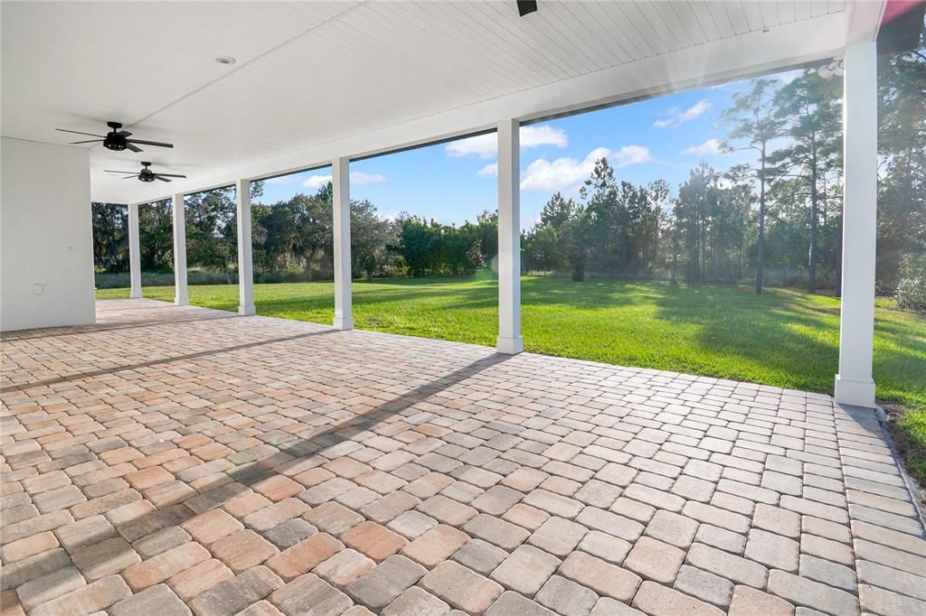 For Sale: $1,300,000 (5 beds, 4 baths, 3645 Square Feet)