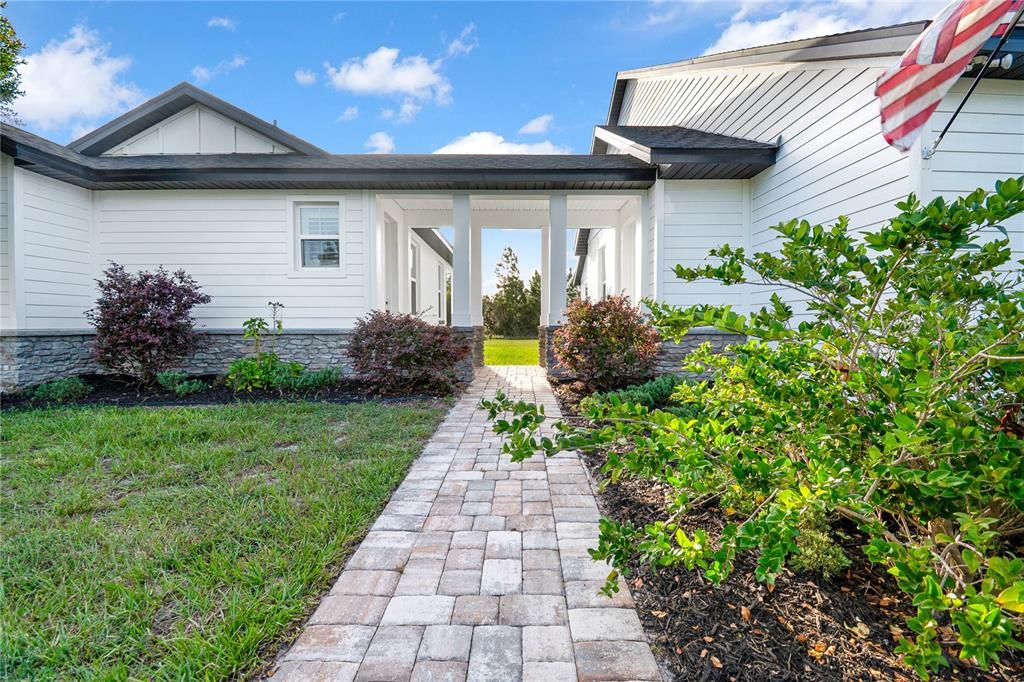 For Sale: $1,300,000 (5 beds, 4 baths, 3645 Square Feet)