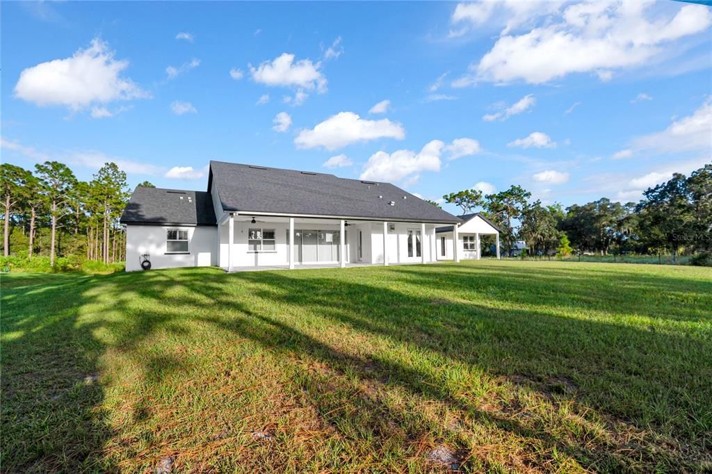 For Sale: $1,300,000 (5 beds, 4 baths, 3645 Square Feet)