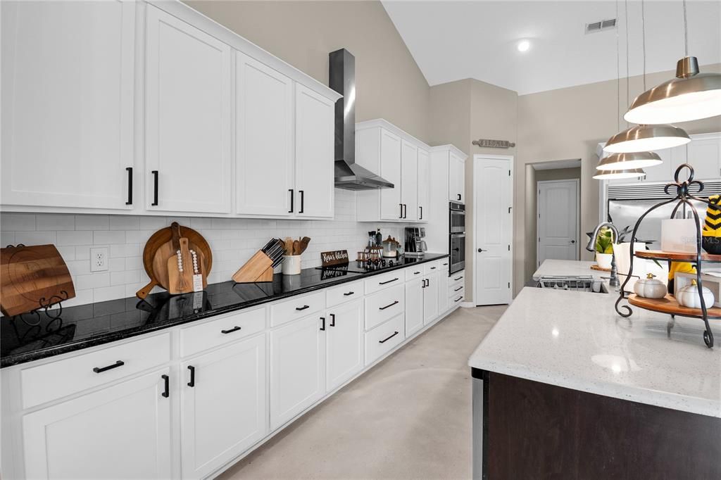 For Sale: $1,300,000 (5 beds, 4 baths, 3645 Square Feet)