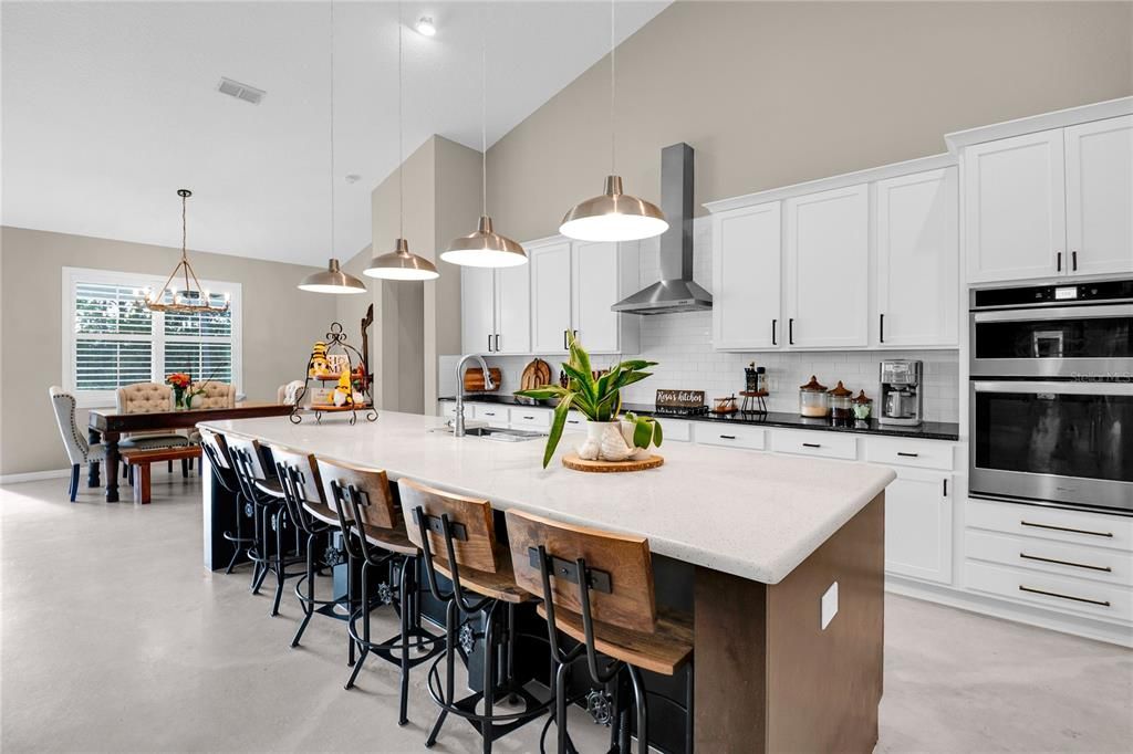 For Sale: $1,300,000 (5 beds, 4 baths, 3645 Square Feet)