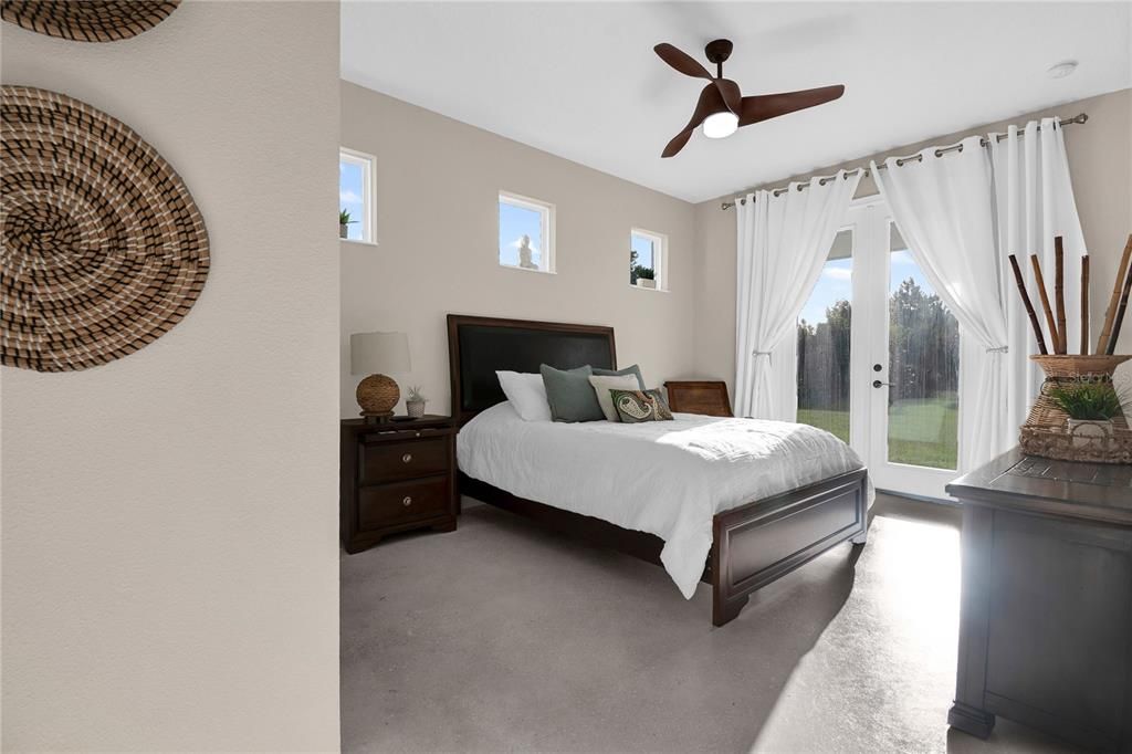 For Sale: $1,300,000 (5 beds, 4 baths, 3645 Square Feet)