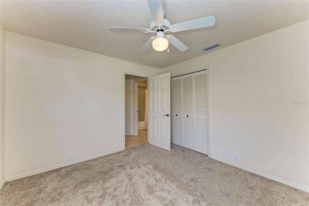 For Sale: $410,000 (2 beds, 2 baths, 1806 Square Feet)