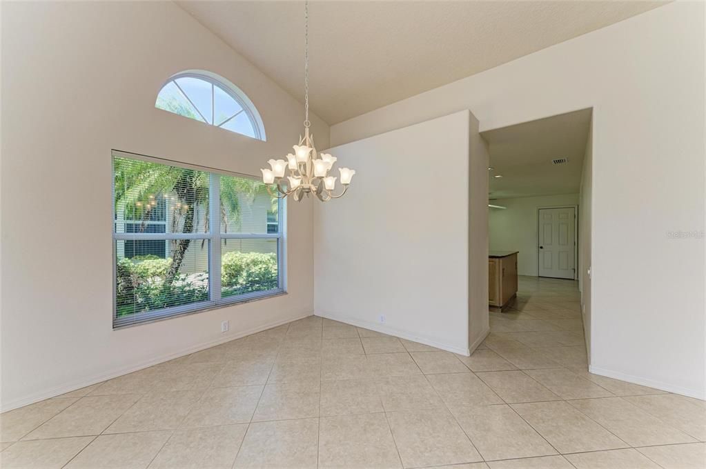 For Sale: $410,000 (2 beds, 2 baths, 1806 Square Feet)