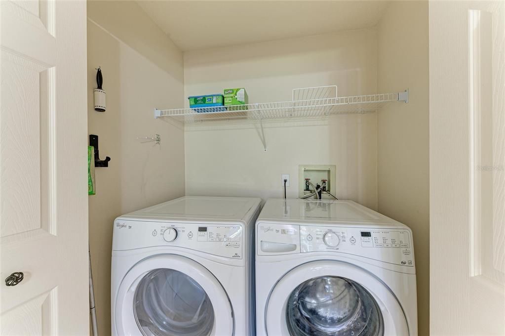 For Sale: $410,000 (2 beds, 2 baths, 1806 Square Feet)