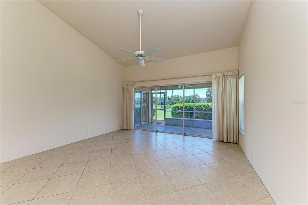 For Sale: $410,000 (2 beds, 2 baths, 1806 Square Feet)