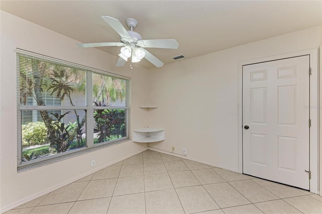 For Sale: $410,000 (2 beds, 2 baths, 1806 Square Feet)