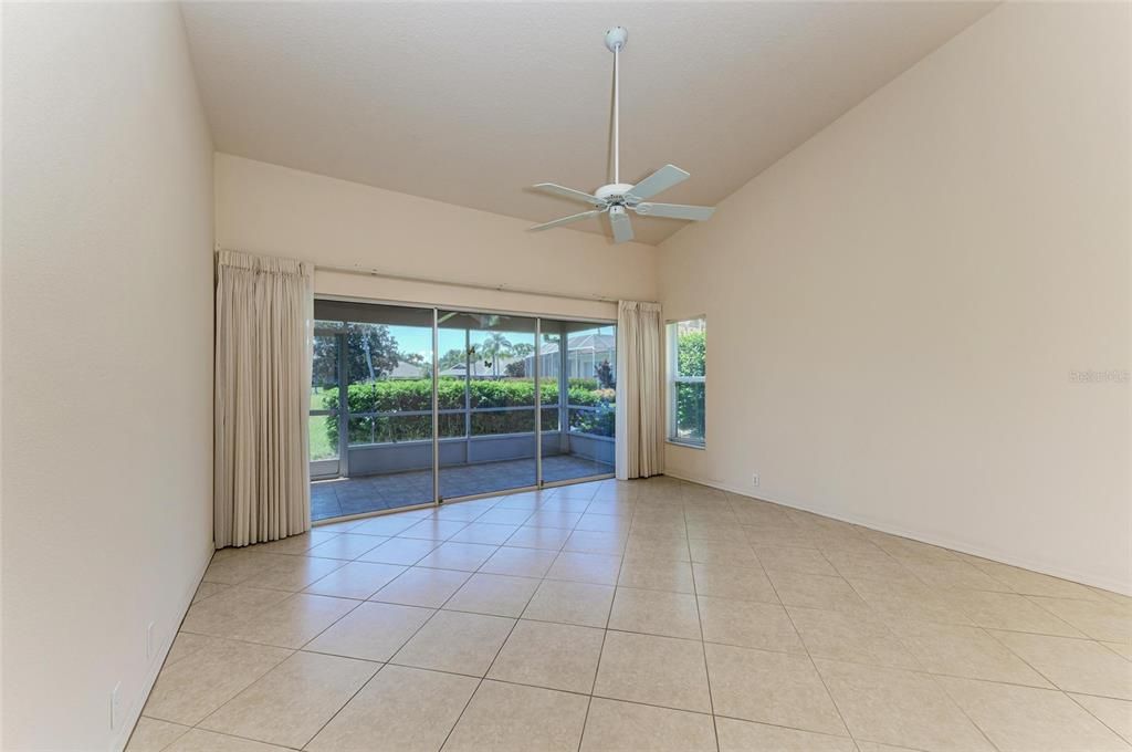 For Sale: $410,000 (2 beds, 2 baths, 1806 Square Feet)