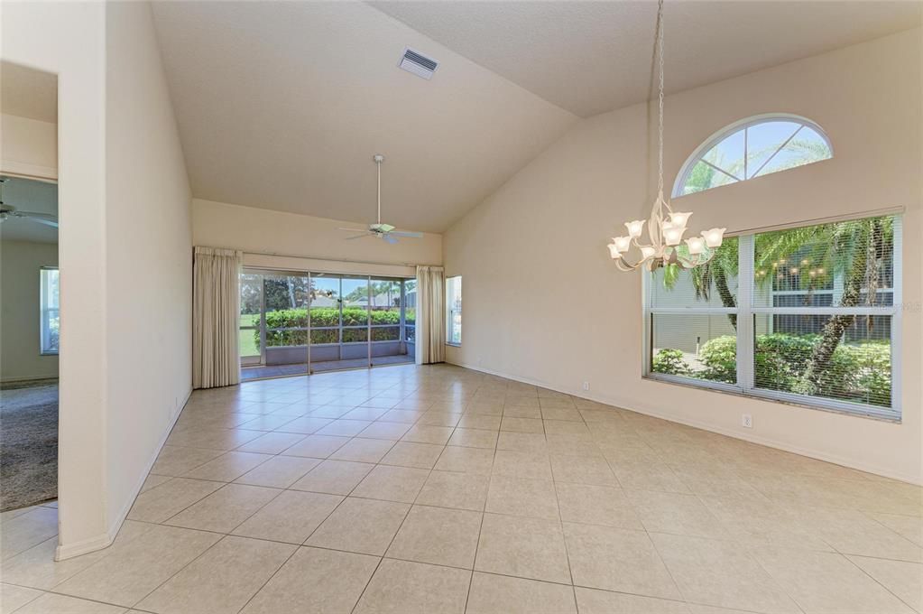 For Sale: $410,000 (2 beds, 2 baths, 1806 Square Feet)