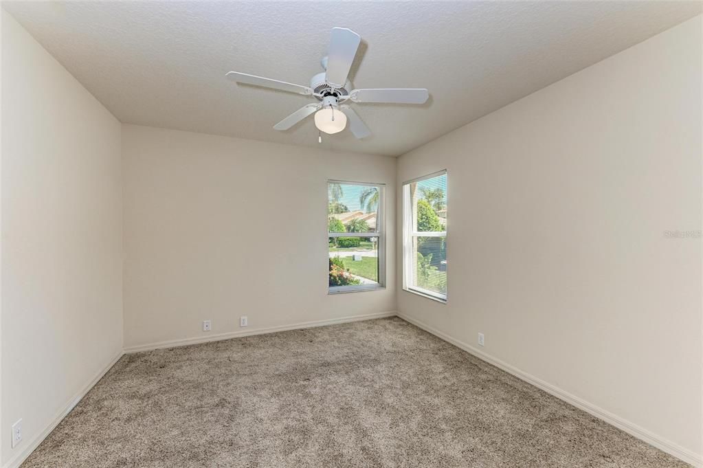 For Sale: $410,000 (2 beds, 2 baths, 1806 Square Feet)