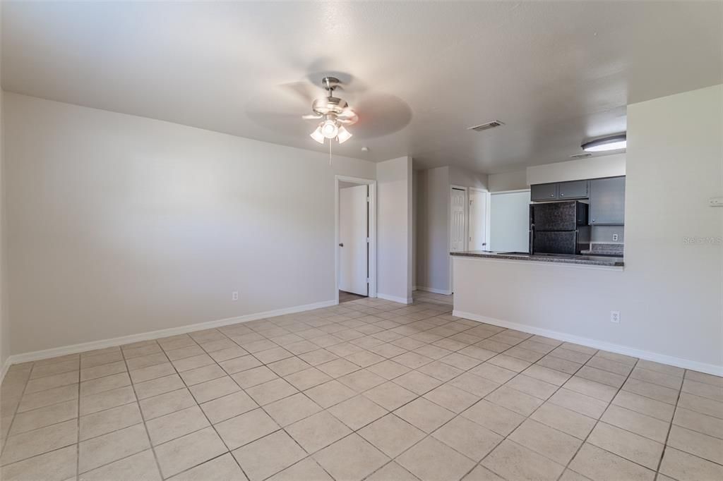 En Venta: $289,900 (3 camas, 2 baños, 1512 Pies cuadrados)