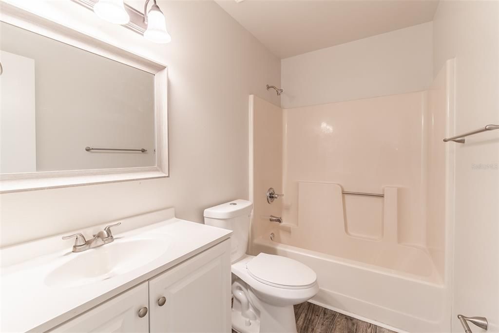 En Venta: $289,900 (3 camas, 2 baños, 1512 Pies cuadrados)