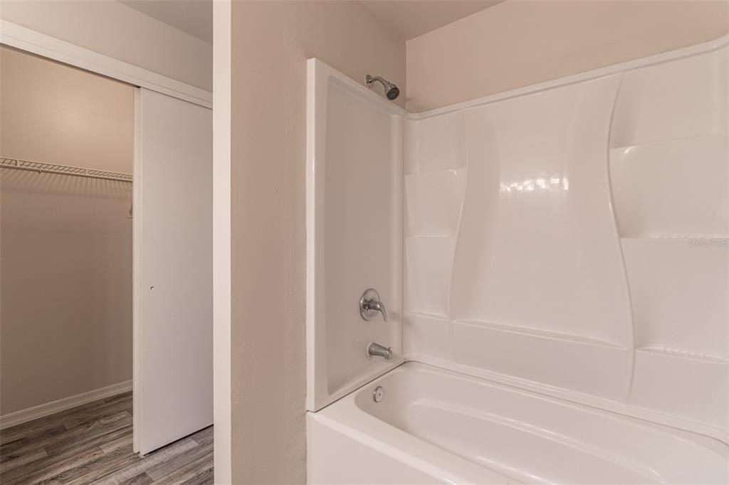 En Venta: $289,900 (3 camas, 2 baños, 1512 Pies cuadrados)