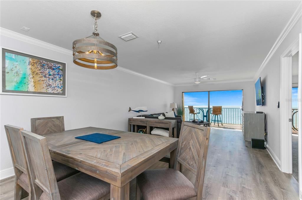 Active With Contract: $1,299,500 (3 beds, 2 baths, 1425 Square Feet)