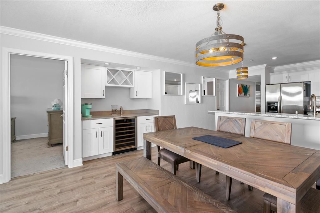 Active With Contract: $1,299,500 (3 beds, 2 baths, 1425 Square Feet)