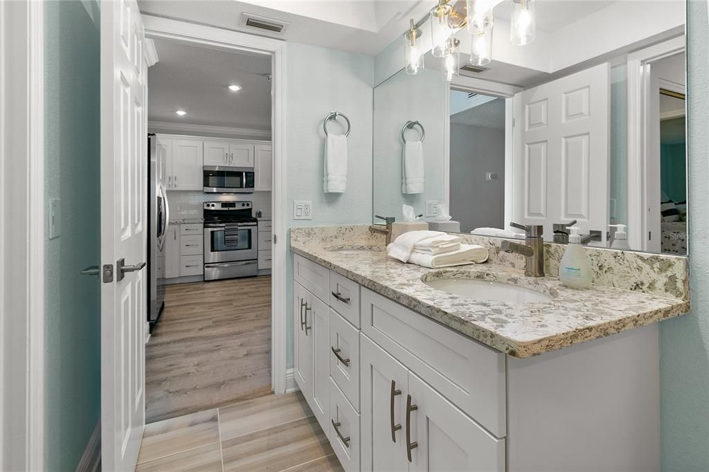 Active With Contract: $1,299,500 (3 beds, 2 baths, 1425 Square Feet)